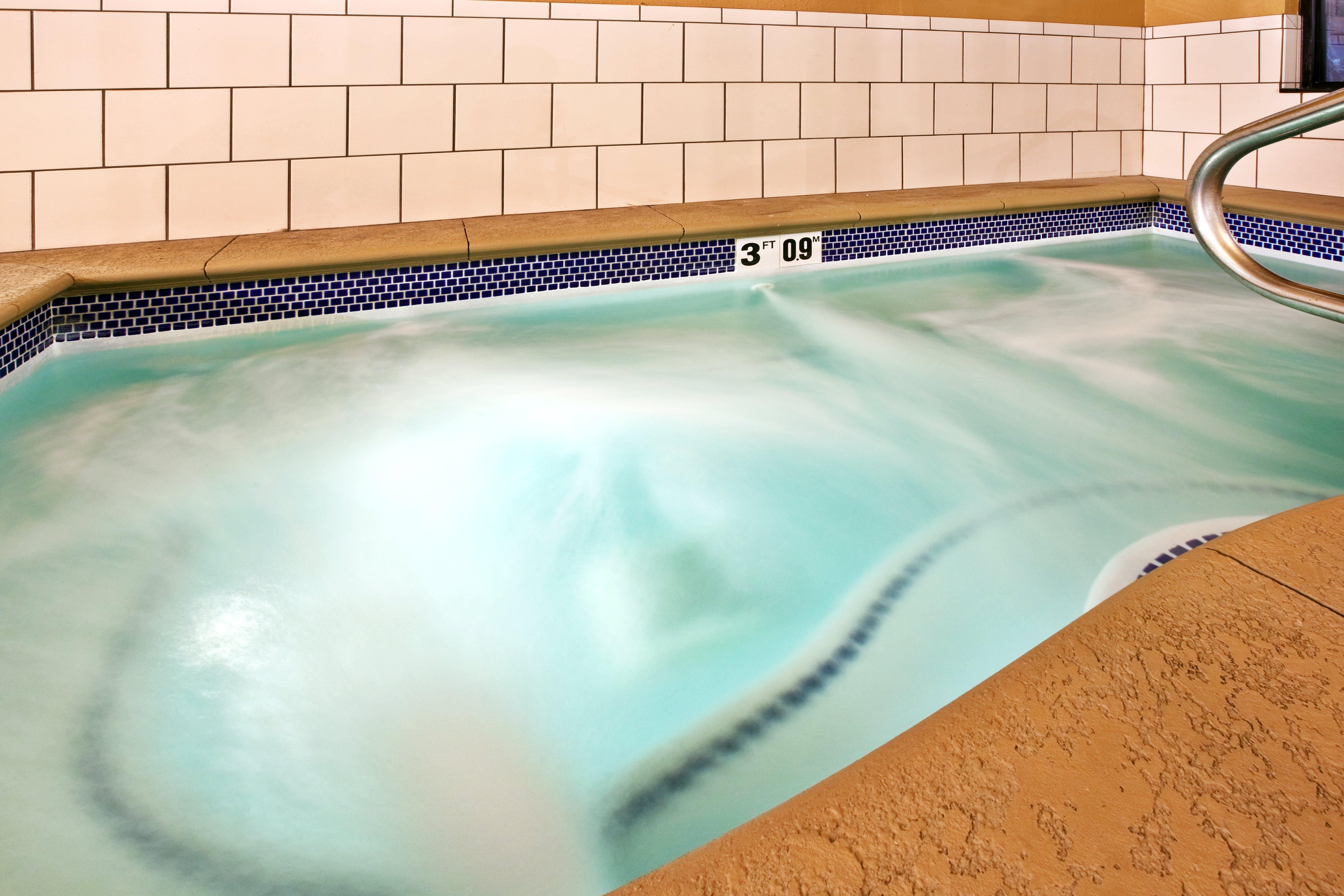 Holiday Inn Express Hotel & Suites Crawfordsville By Ihg Bagian luar foto