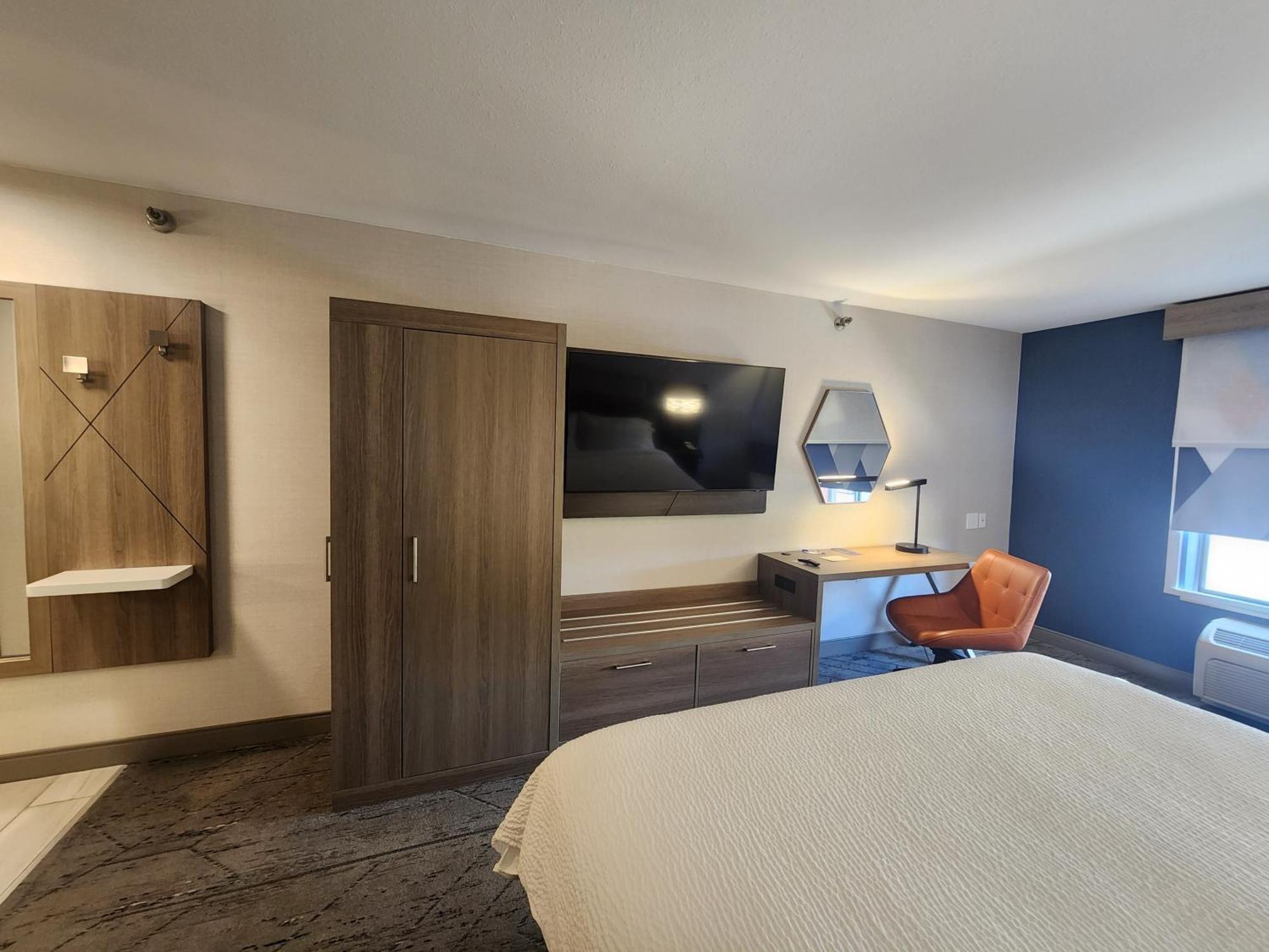 Holiday Inn Express Hotel & Suites Crawfordsville By Ihg Bagian luar foto