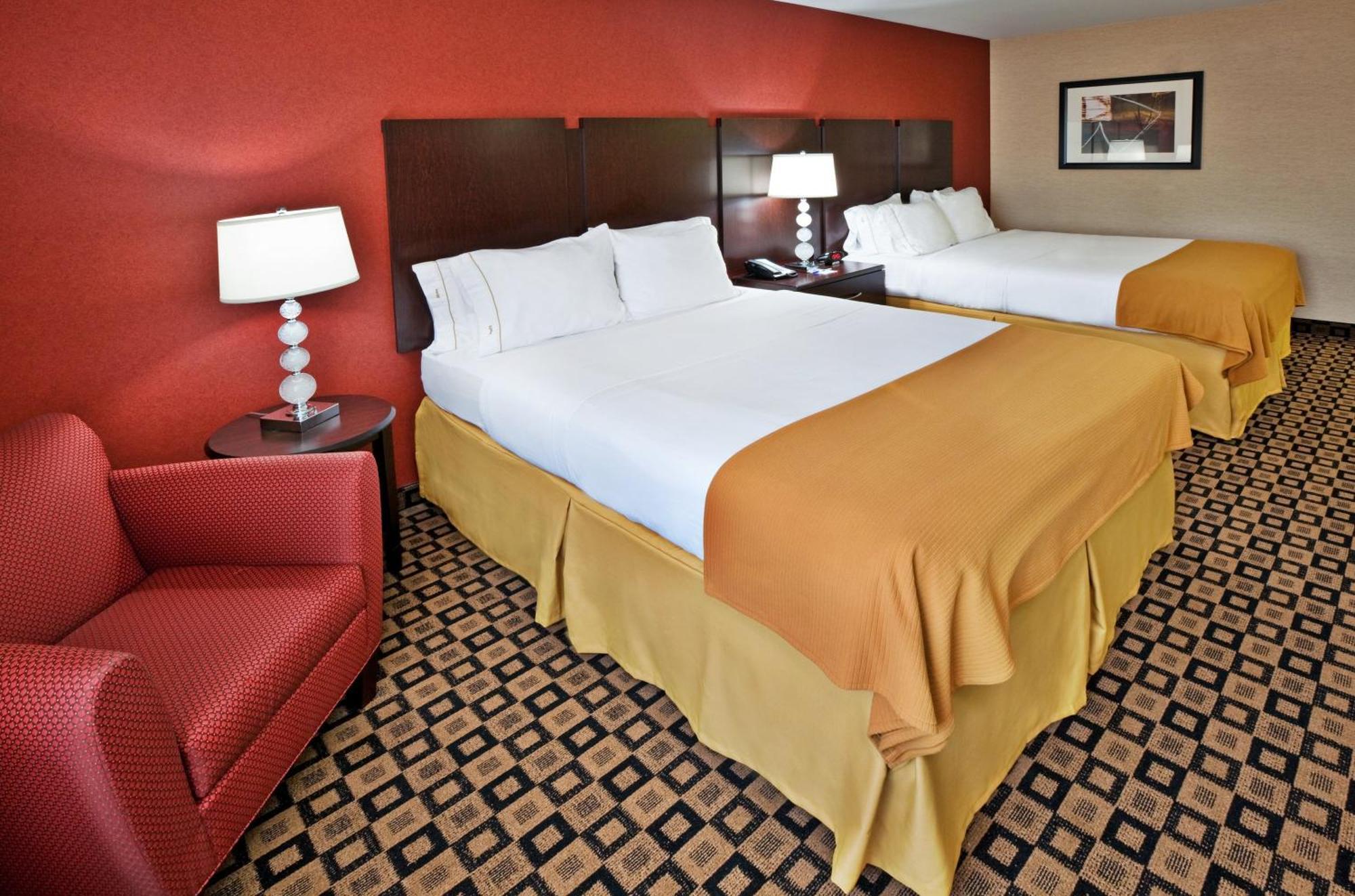 Holiday Inn Express Hotel & Suites Crawfordsville By Ihg Bagian luar foto
