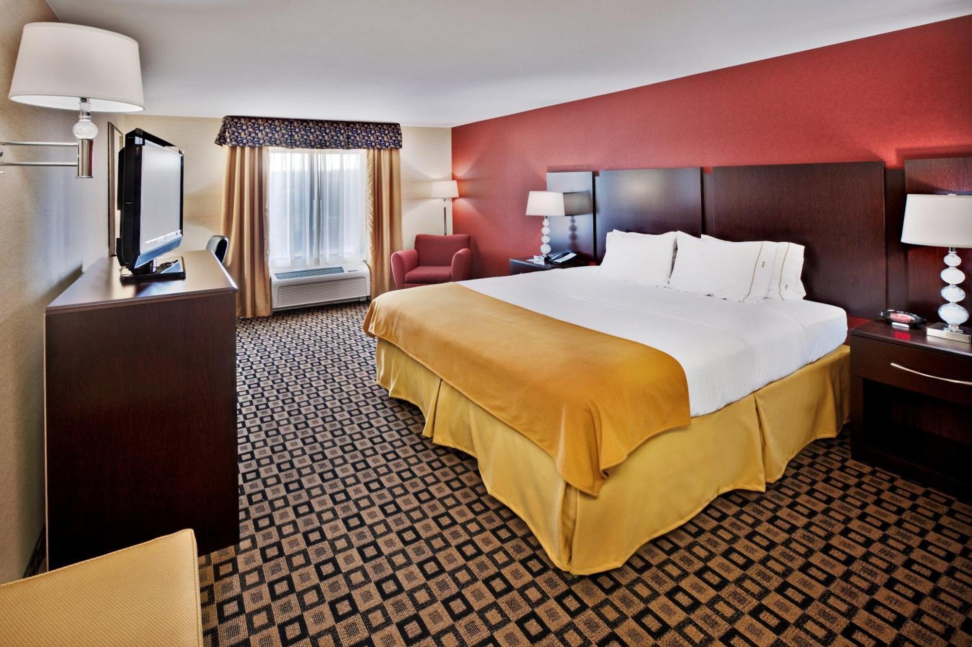 Holiday Inn Express Hotel & Suites Crawfordsville By Ihg Bagian luar foto