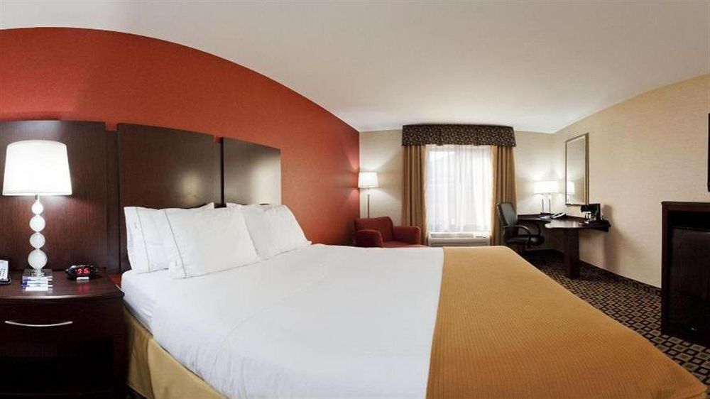 Holiday Inn Express Hotel & Suites Crawfordsville By Ihg Bagian luar foto